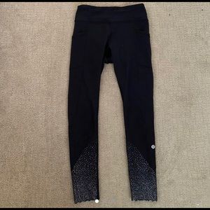 Black lululemon leggings